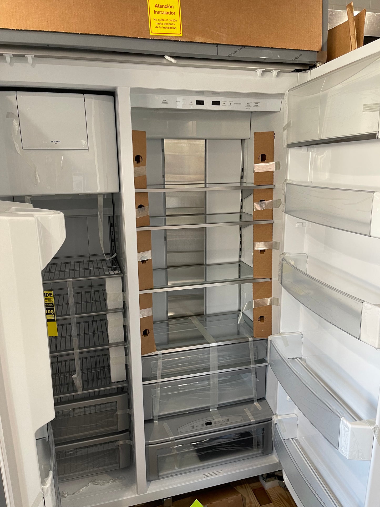 GE MONOGRAM REFRIGERATOR